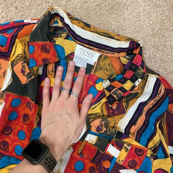 Funky Retro Patterned Blouse - Picture 3 of 5